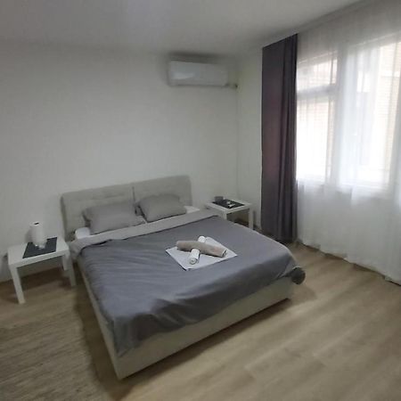 Apartman Pavlovic Λέσκοβατς Εξωτερικό φωτογραφία
